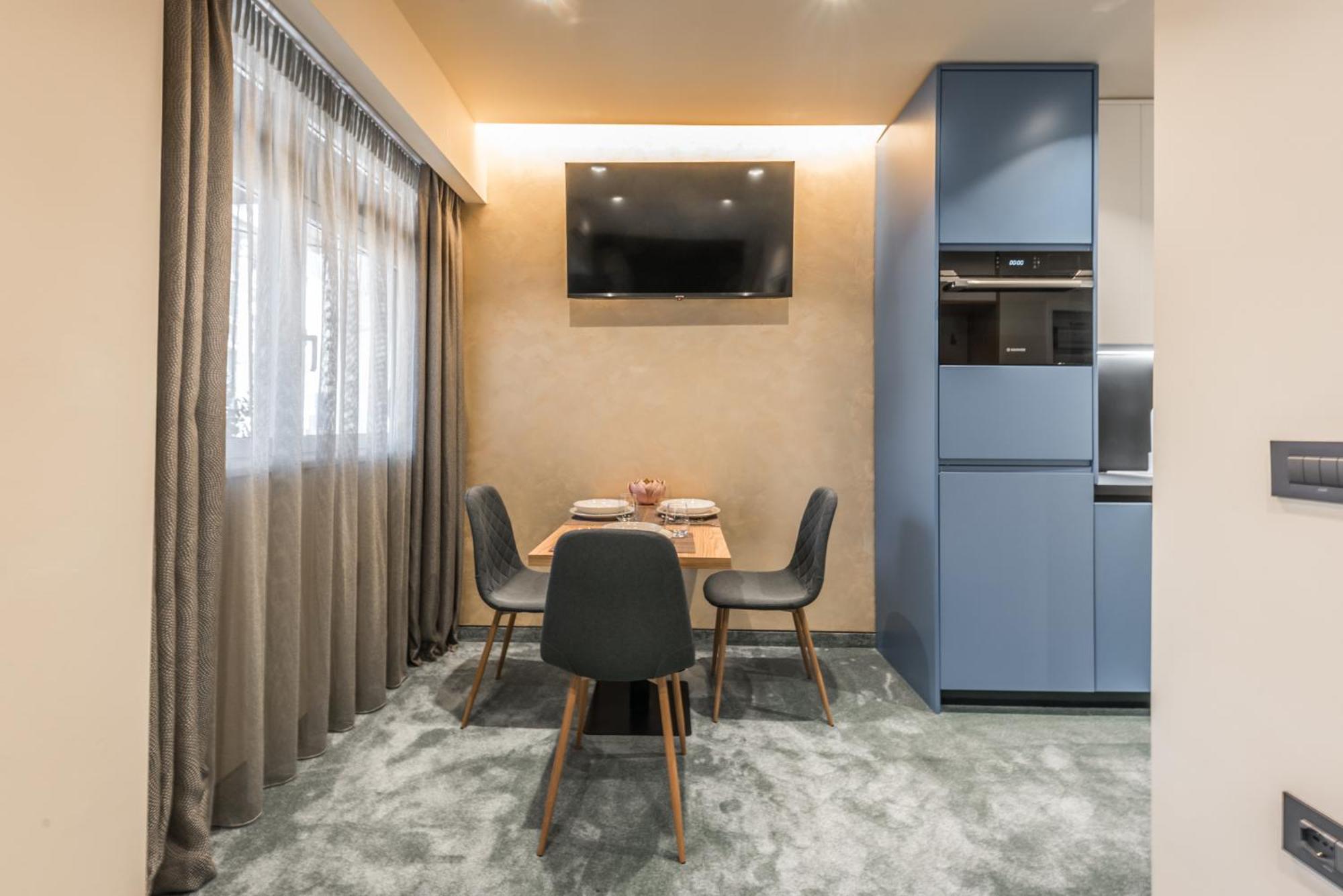 Piazza Luxury Apartment