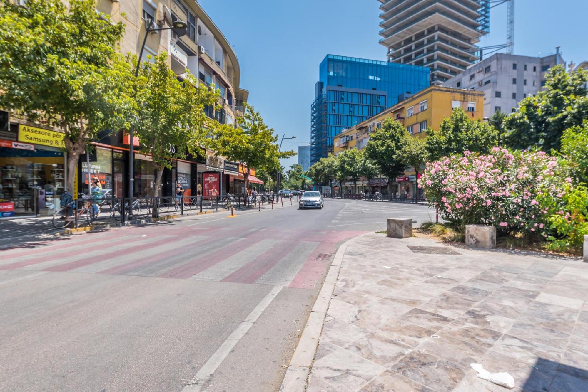 Apartment Piazza Luxury Tirana