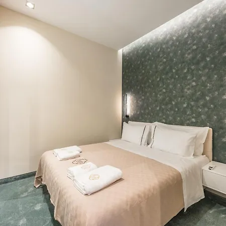 Piazza Luxury Apartments Tirana Exterior photo