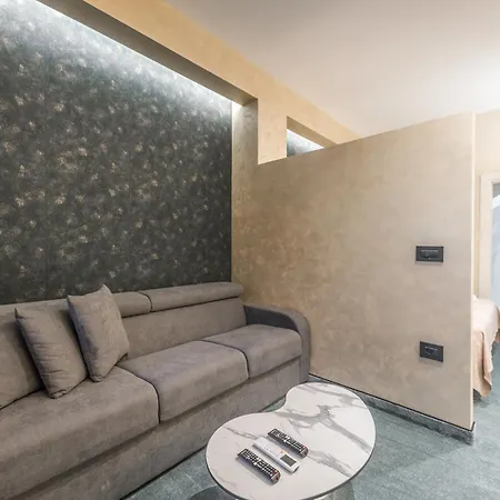 Piazza Luxury Apartments Tirana Exterior photo