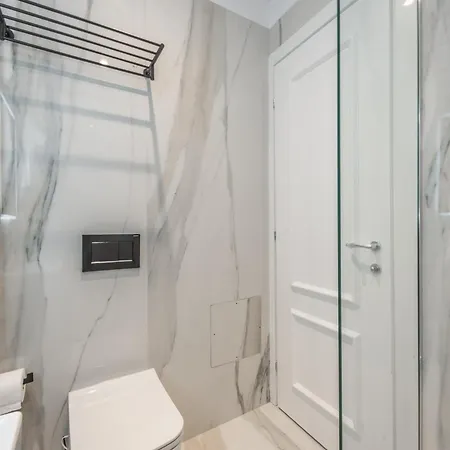 Piazza Luxury Apartments Tirana Exterior photo